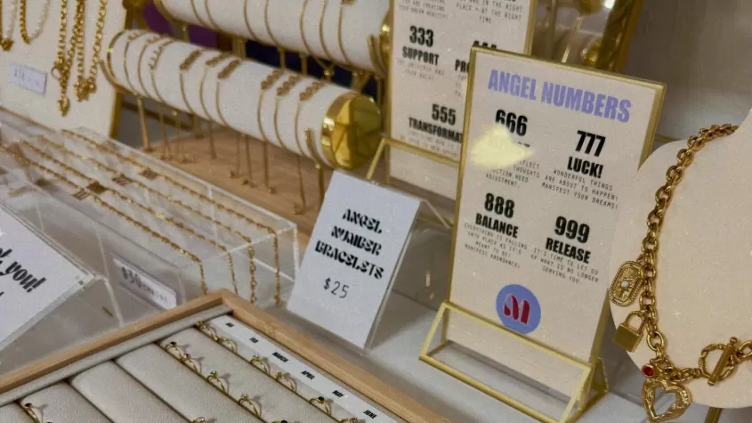 Charm Bar